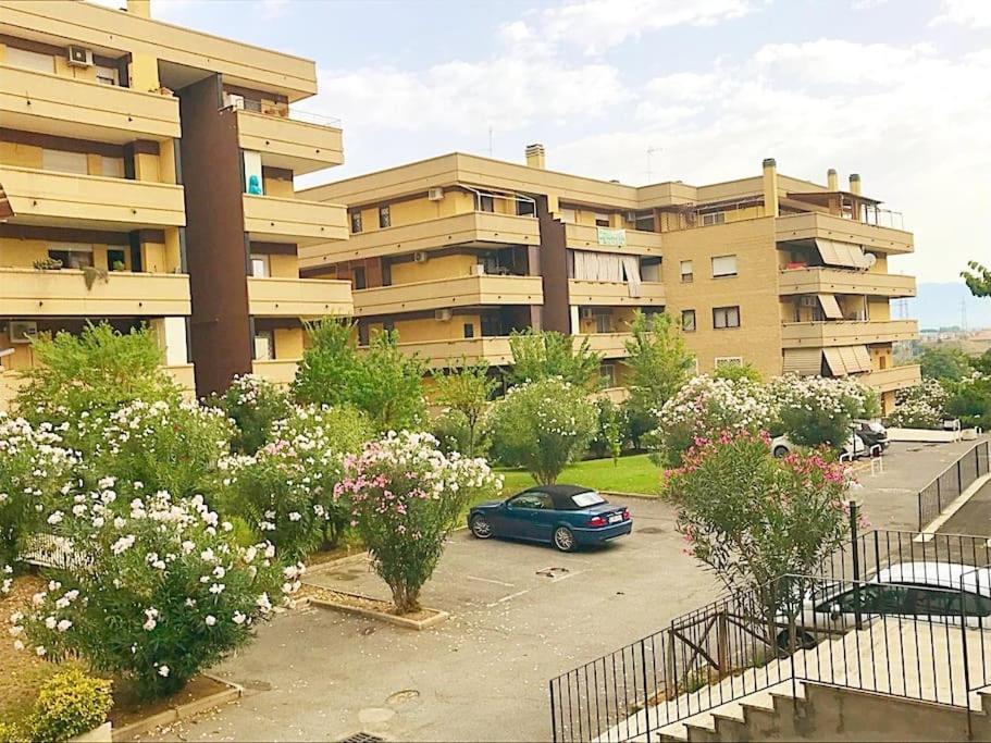 Apartment With Private Parking - Roma Est. Lunghezza Exterior foto